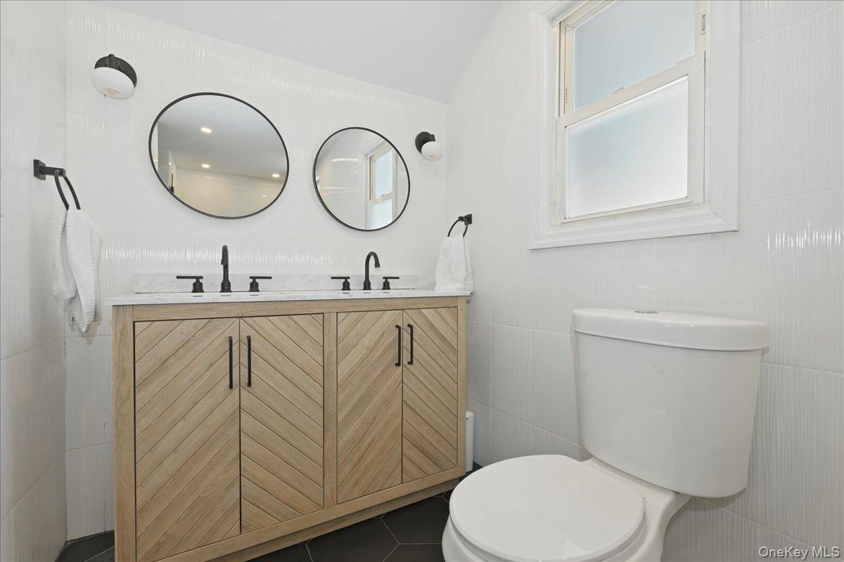 450 Linden Street Property Photo 15
