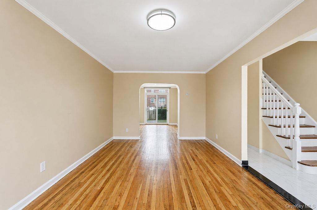 6916 Fresh Meadow Lane Property Photo 4