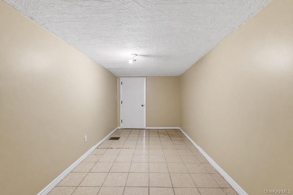 6916 Fresh Meadow Lane Property Photo 29