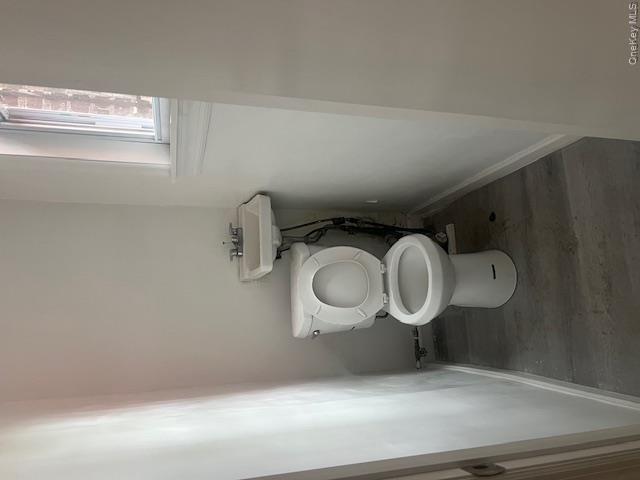 9414 Corona Avenue Property Photo 19