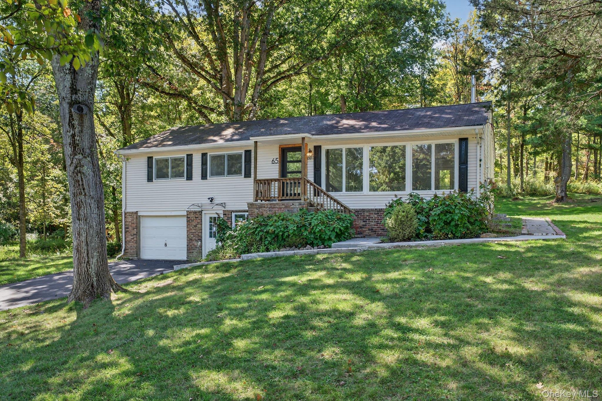 65 Hawxhurst Road Property Photo 2