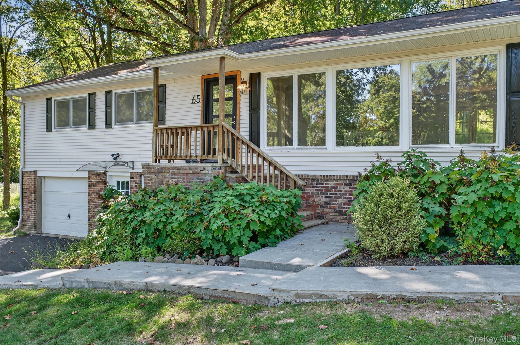 65 Hawxhurst Road Property Photo 4