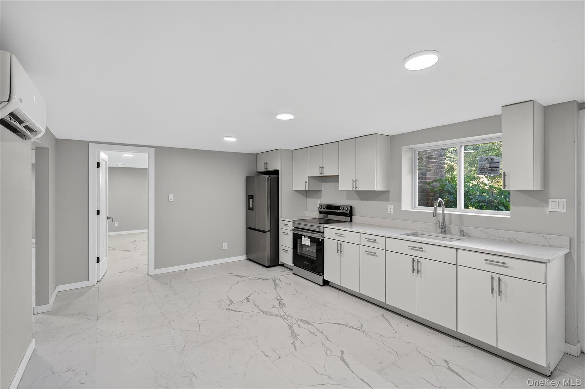 65 Hawxhurst Road Property Photo 6