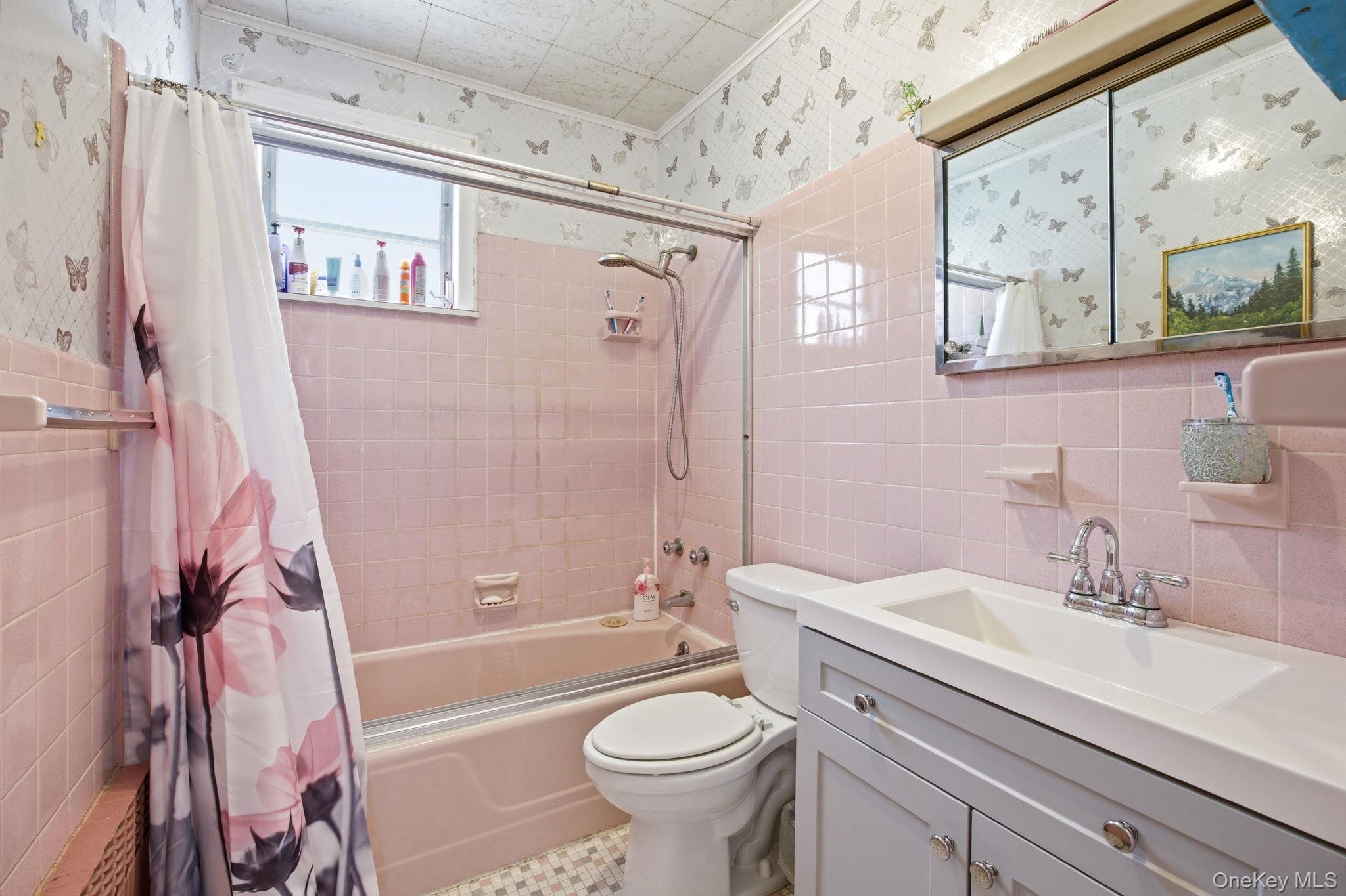7824 86th Street Property Photo 13