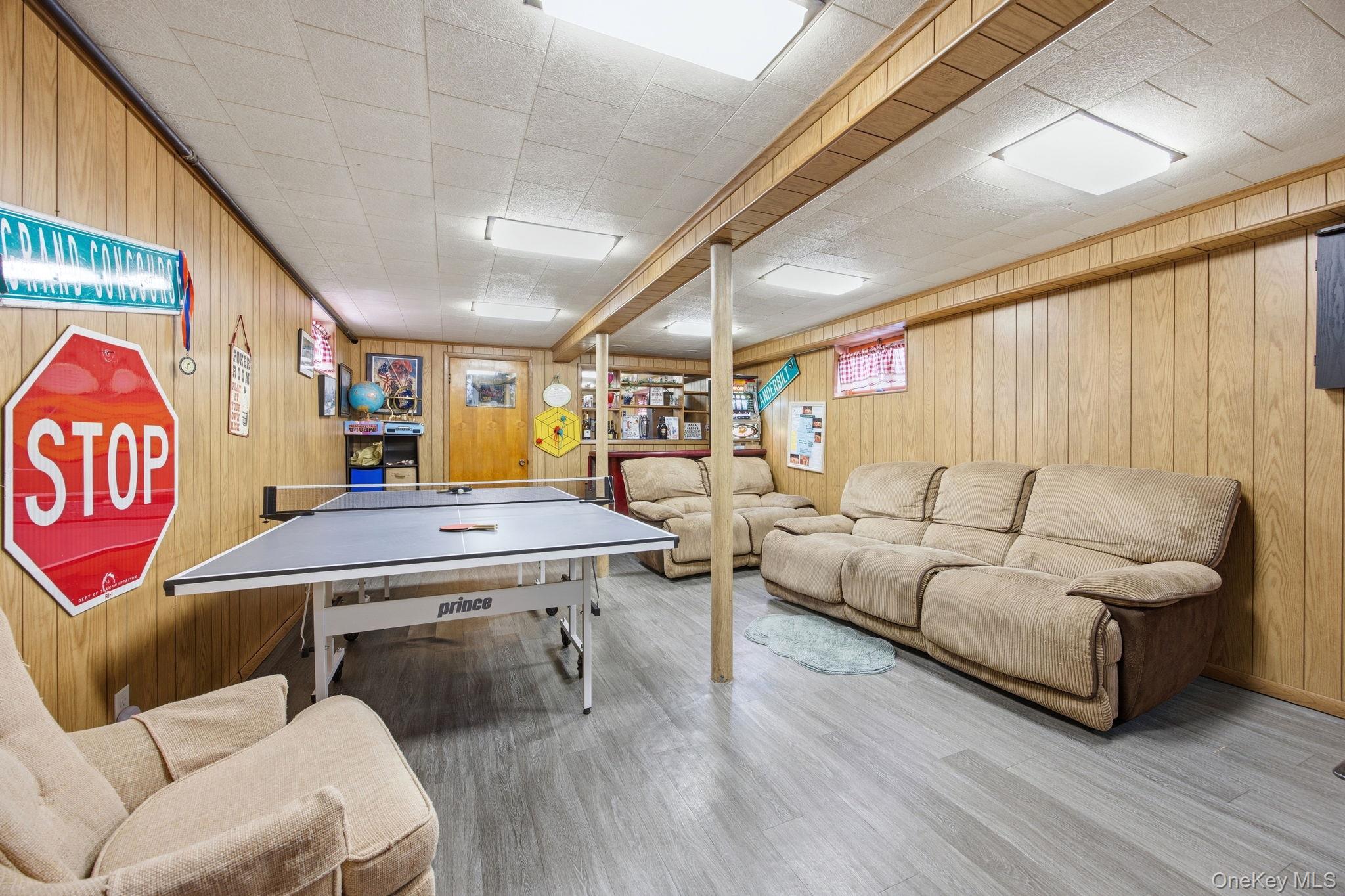 7824 86th Street Property Photo 18