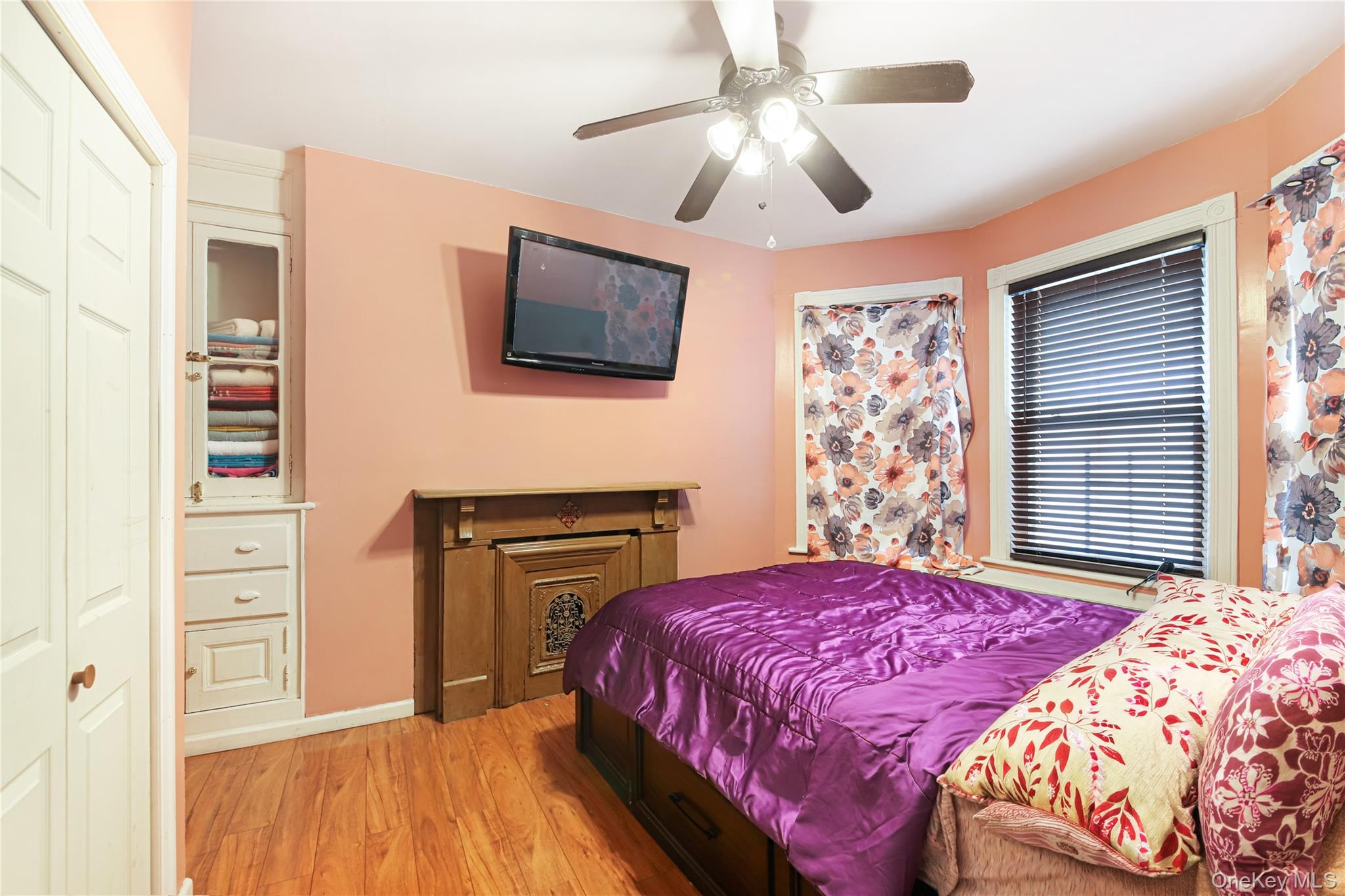 171 Washington Street Property Photo 4