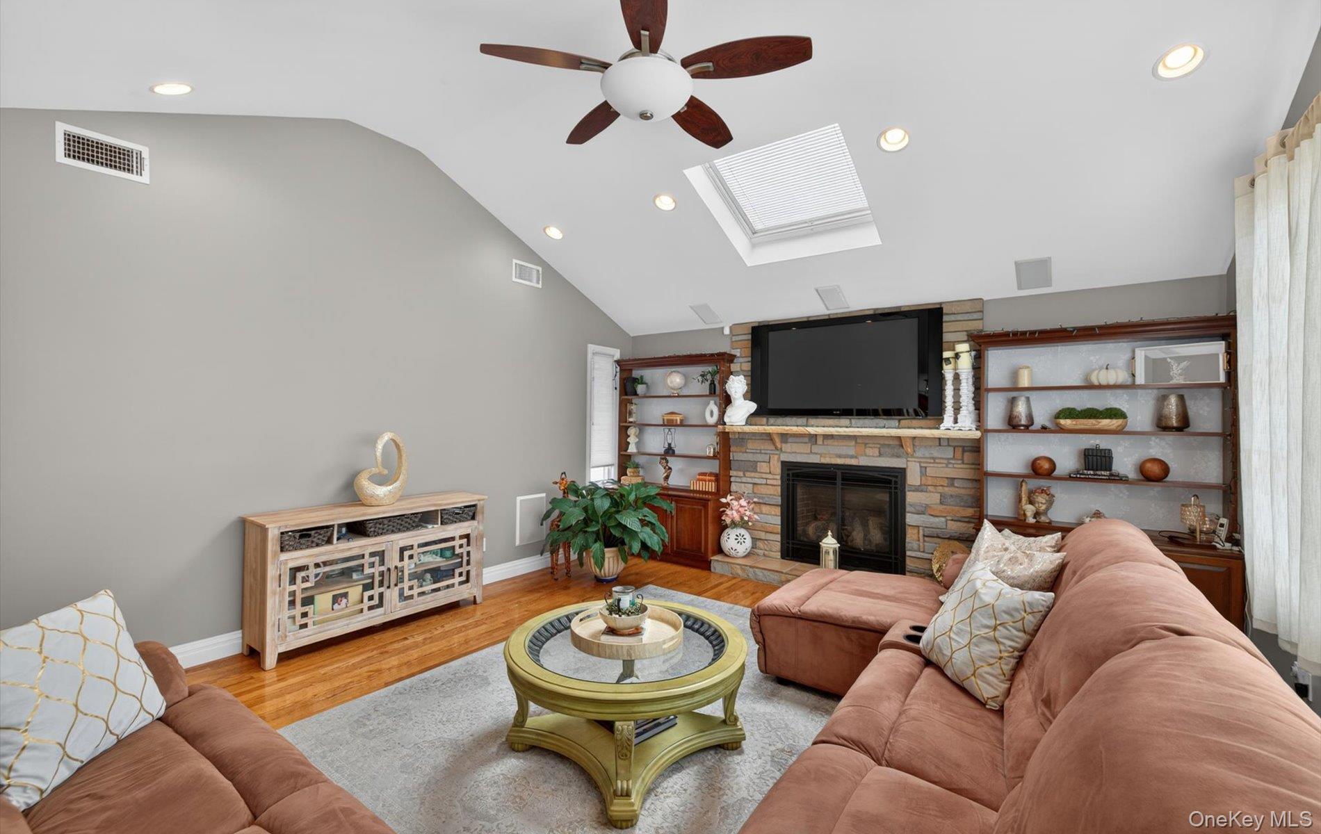 795 Herman Avenue Property Photo 13