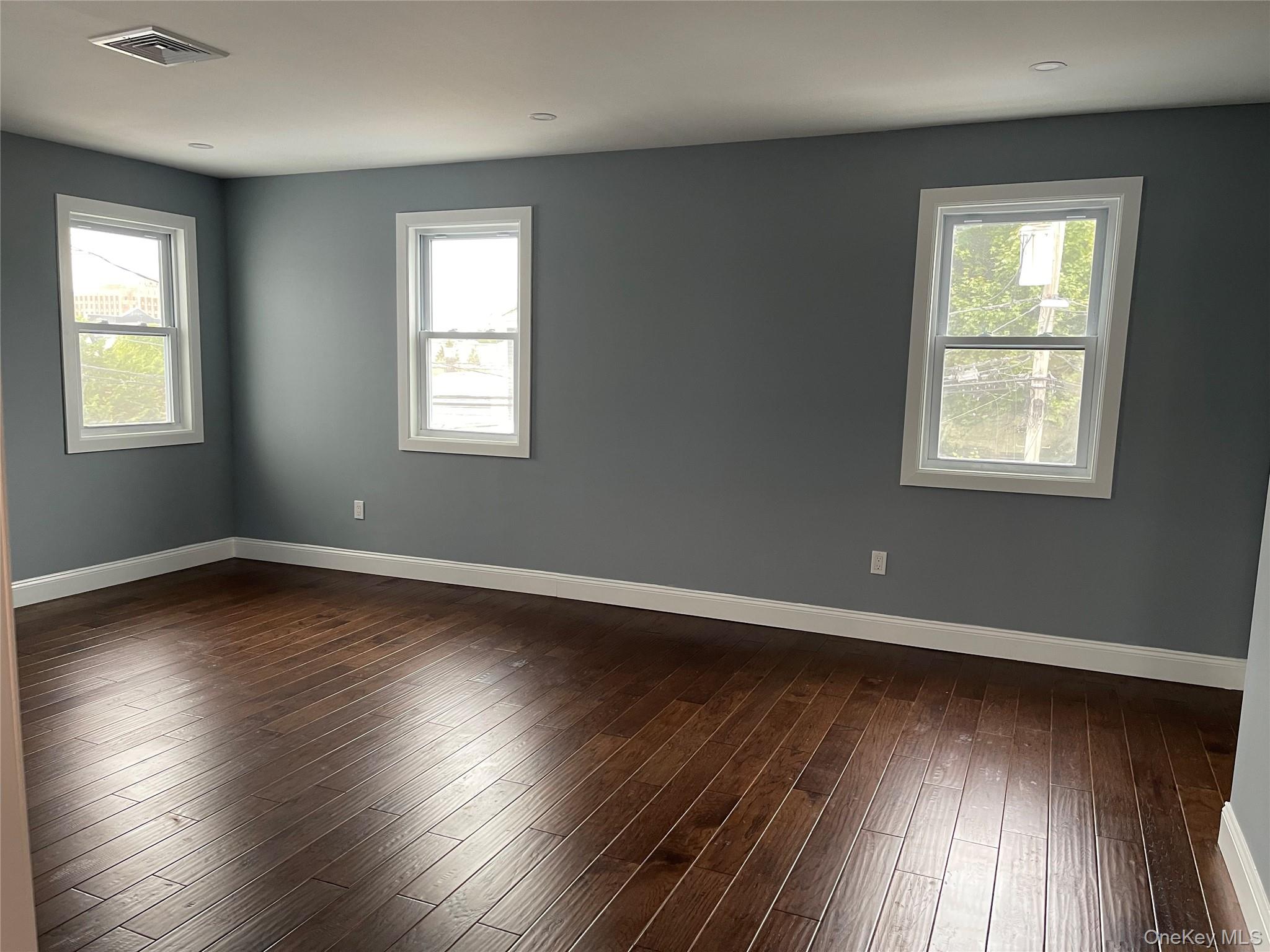 11 Covert Street Property Photo 3