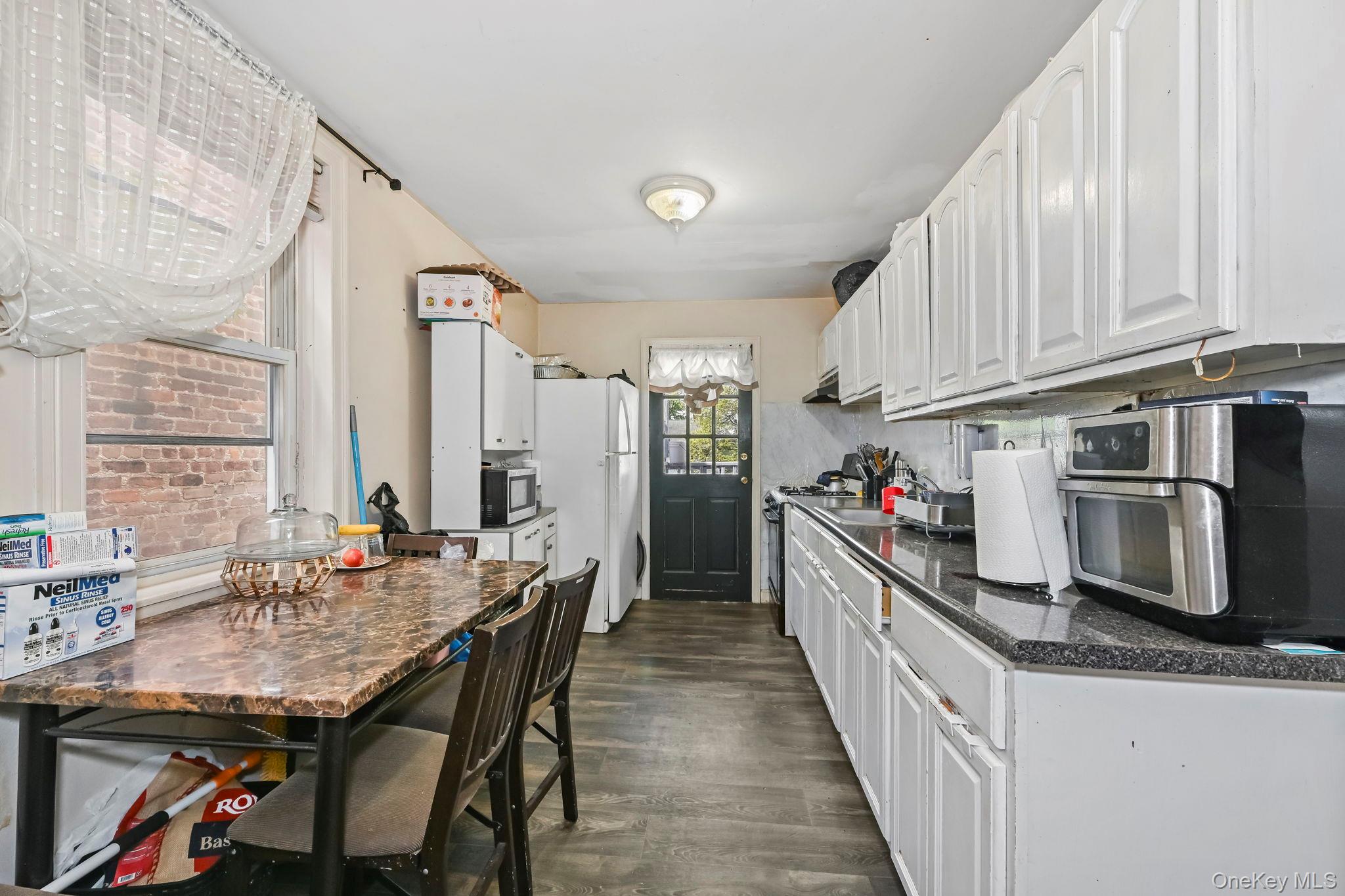 963 Mclean Avenue Property Photo 14