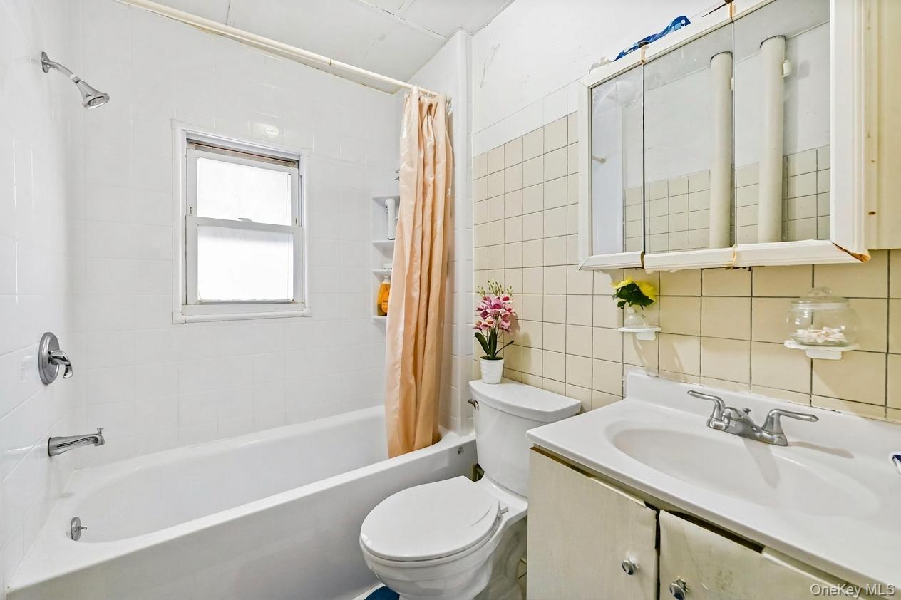 963 Mclean Avenue Property Photo 19