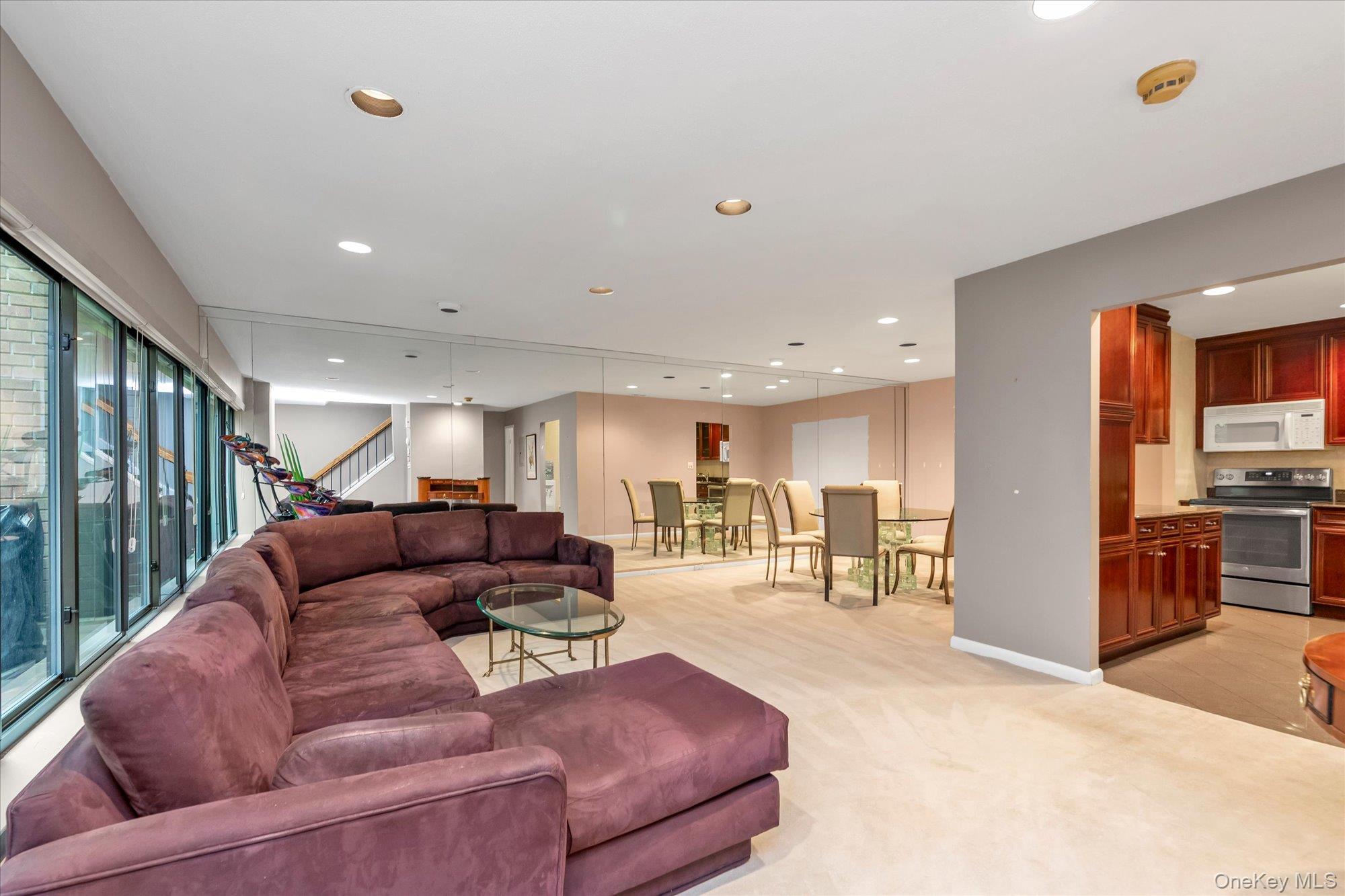 41 Spring Hollow Property Photo 5