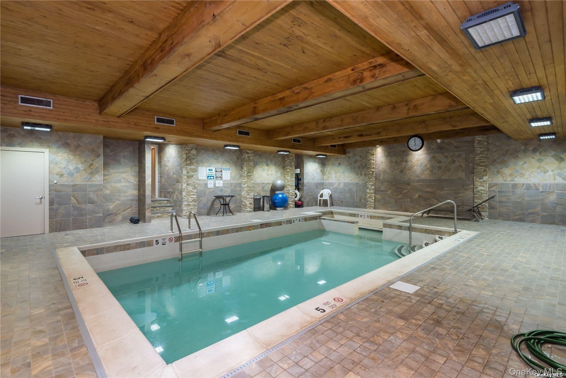 41 Spring Hollow Property Photo 23