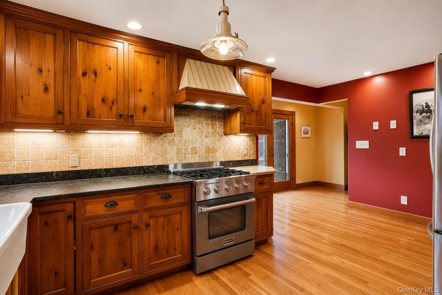 66 Summit Avenue Property Photo 12
