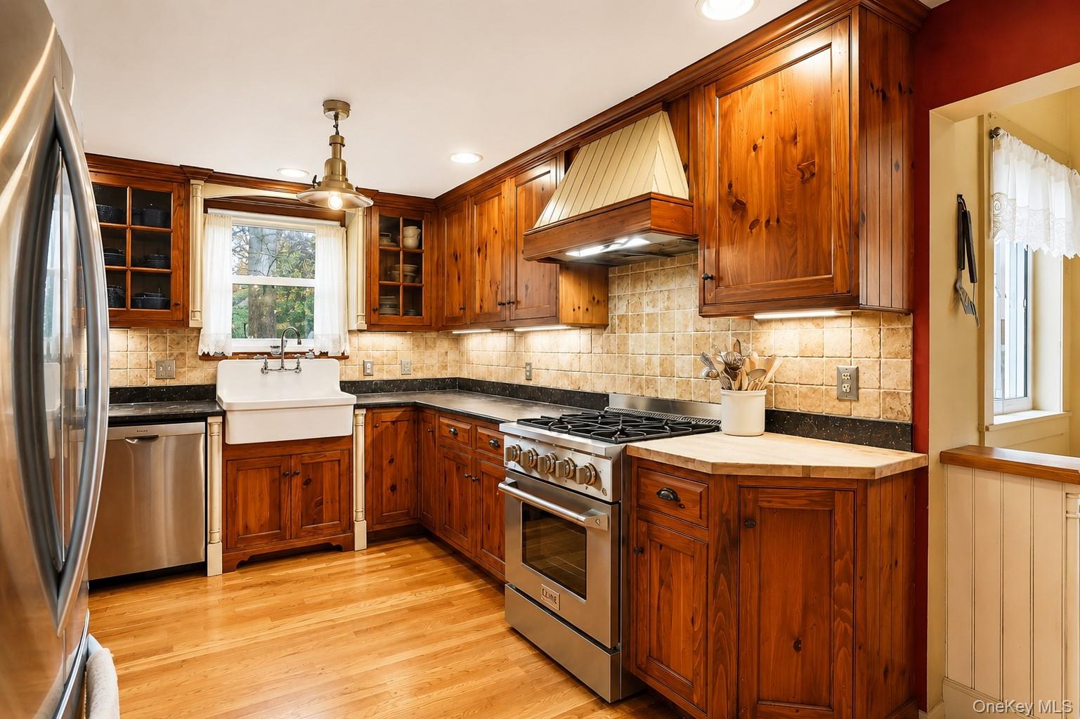 66 Summit Avenue Property Photo 14