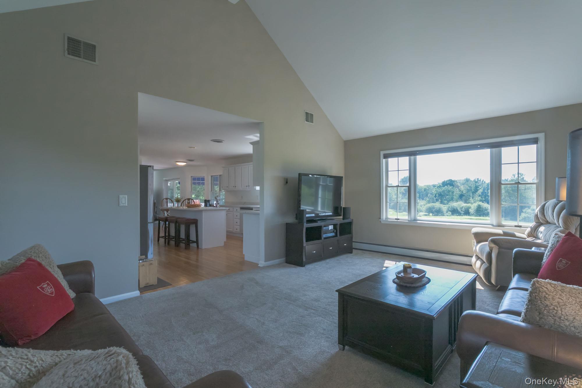 33 Jessup Road Property Photo 16
