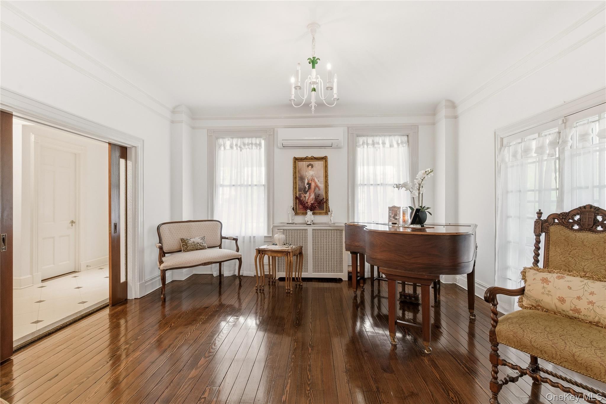 89 Duck Pond Road Property Photo 7
