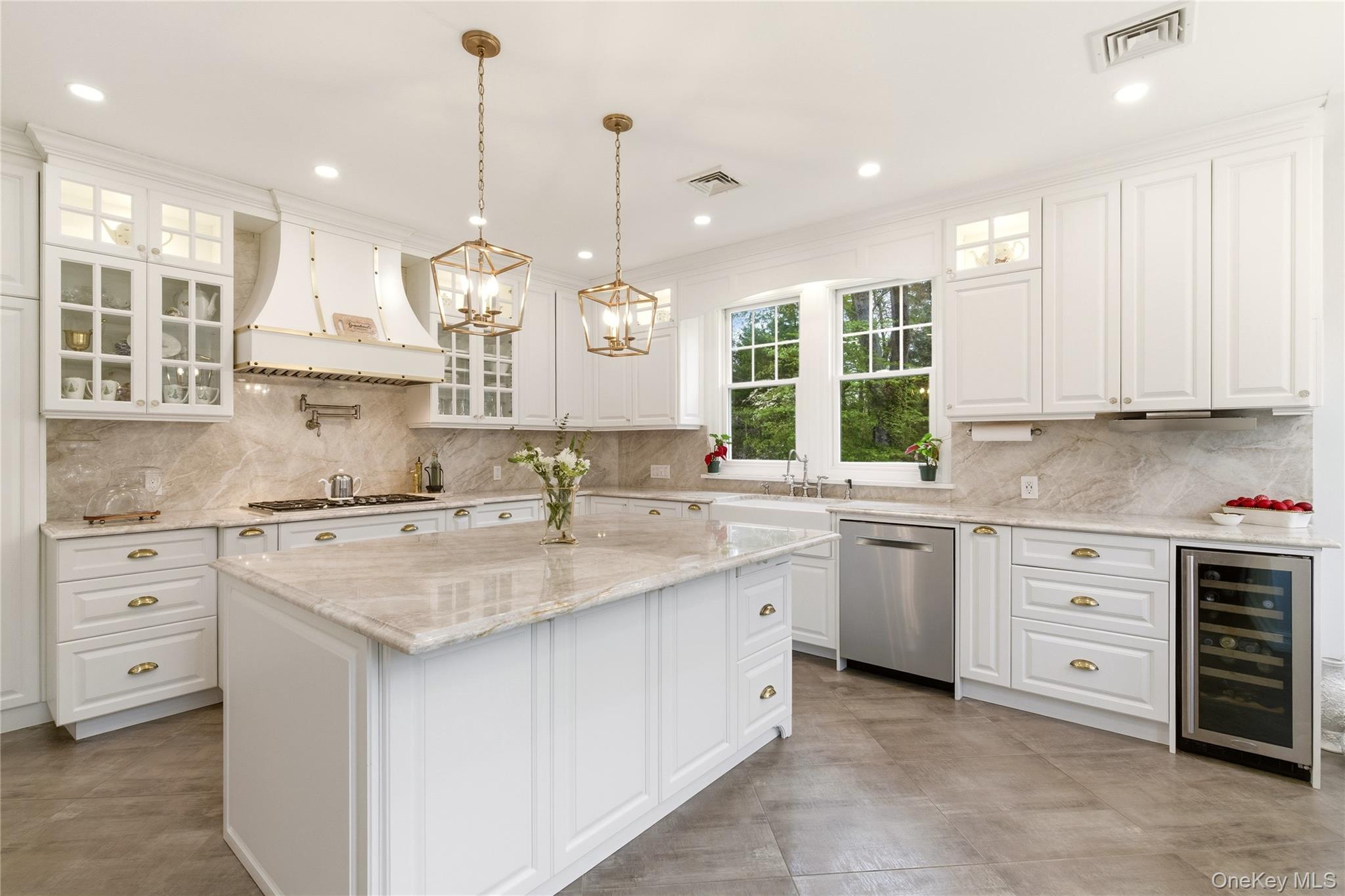 89 Duck Pond Road Property Photo 13