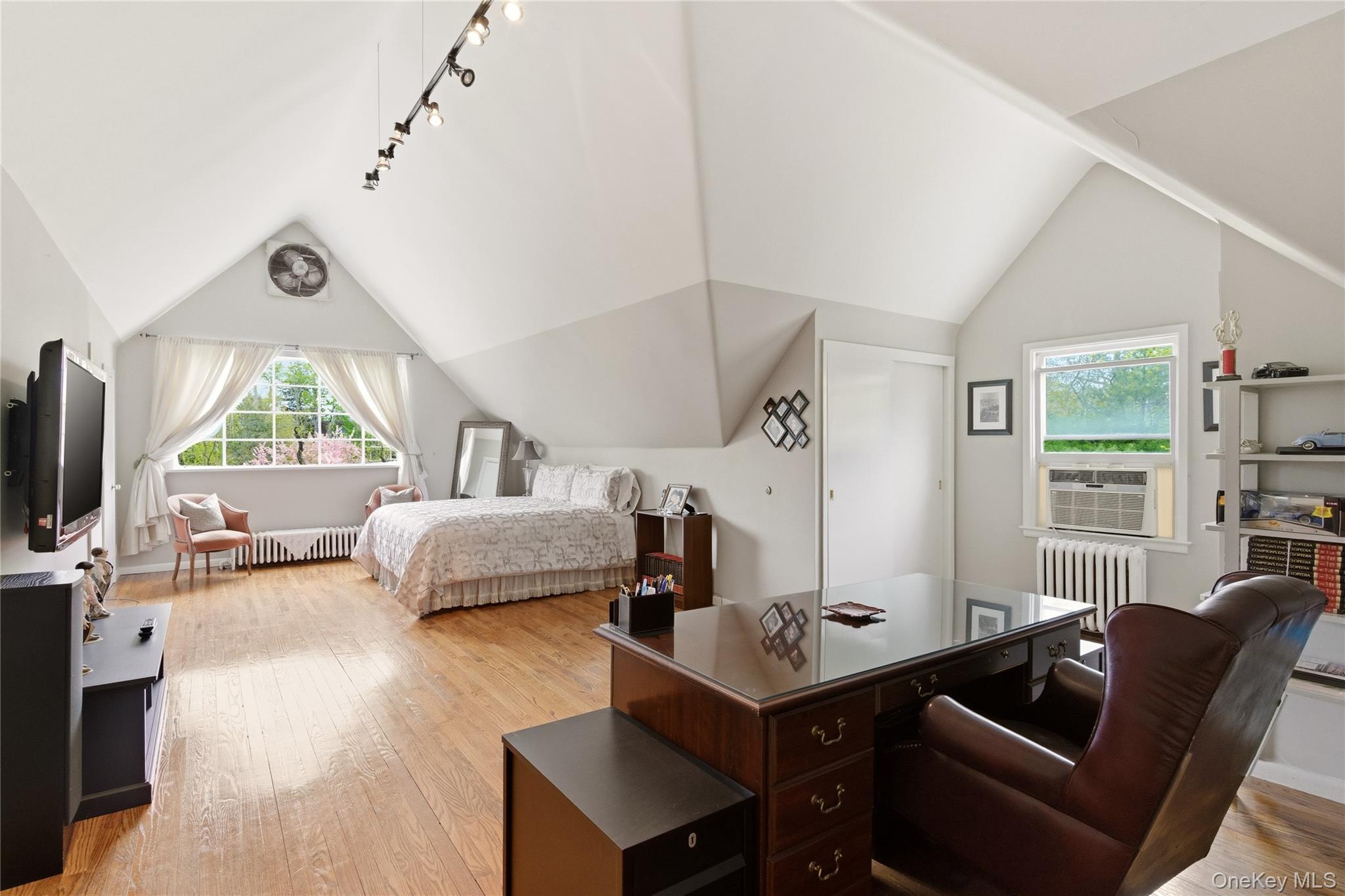 89 Duck Pond Road Property Photo 27