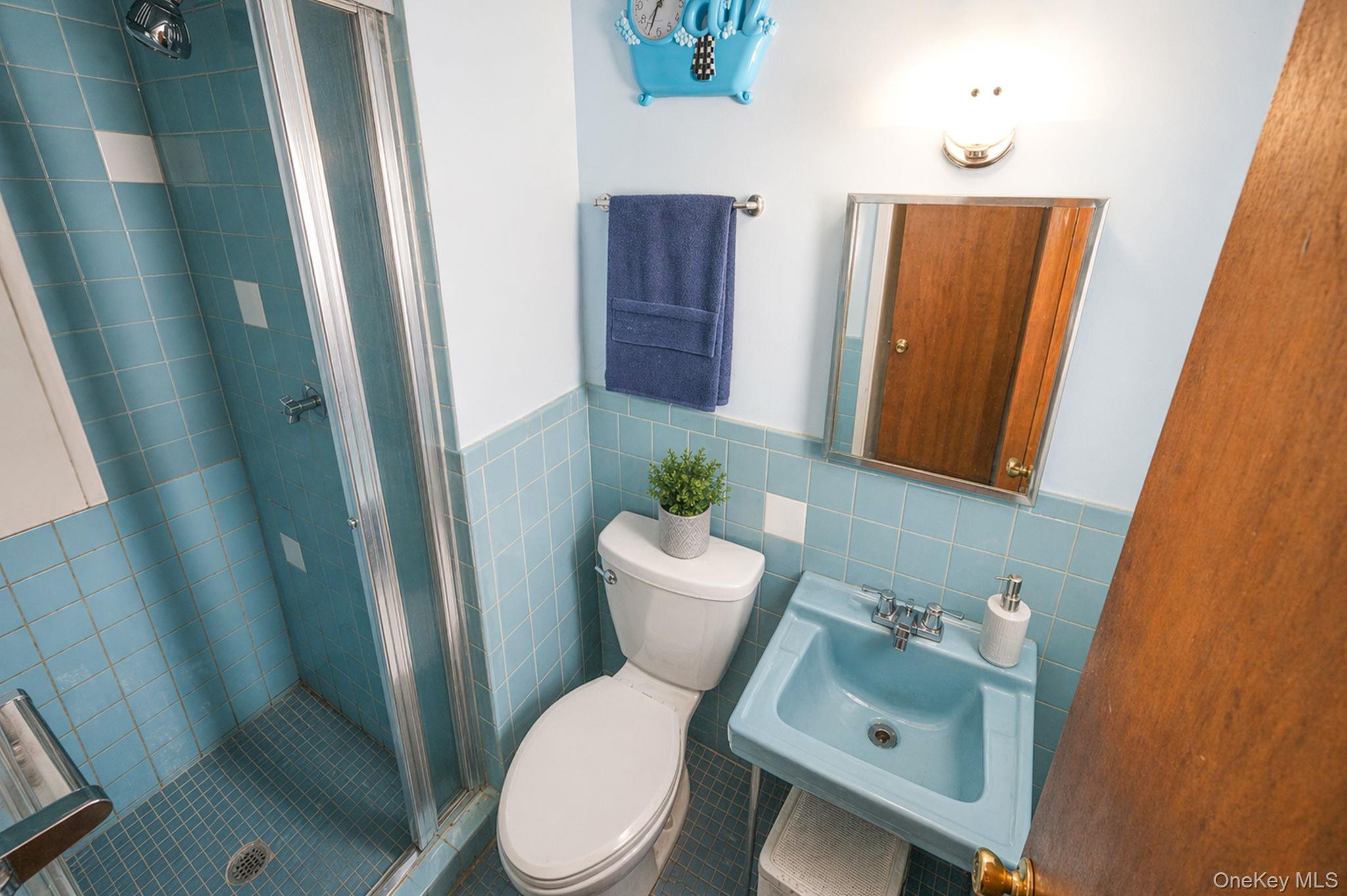 1010 Bay 25th Street Property Photo 15