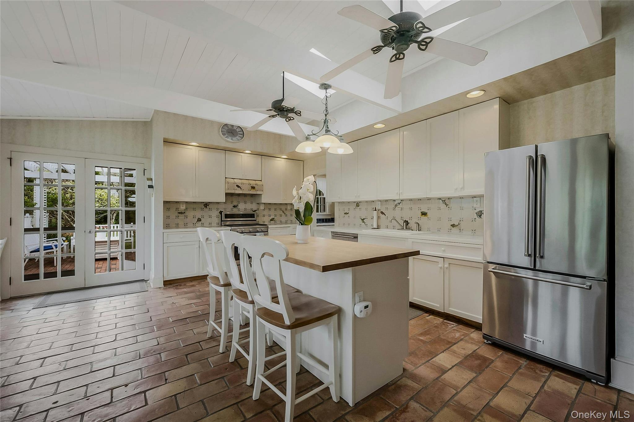 5a/5b Jessup Lane Property Photo 7
