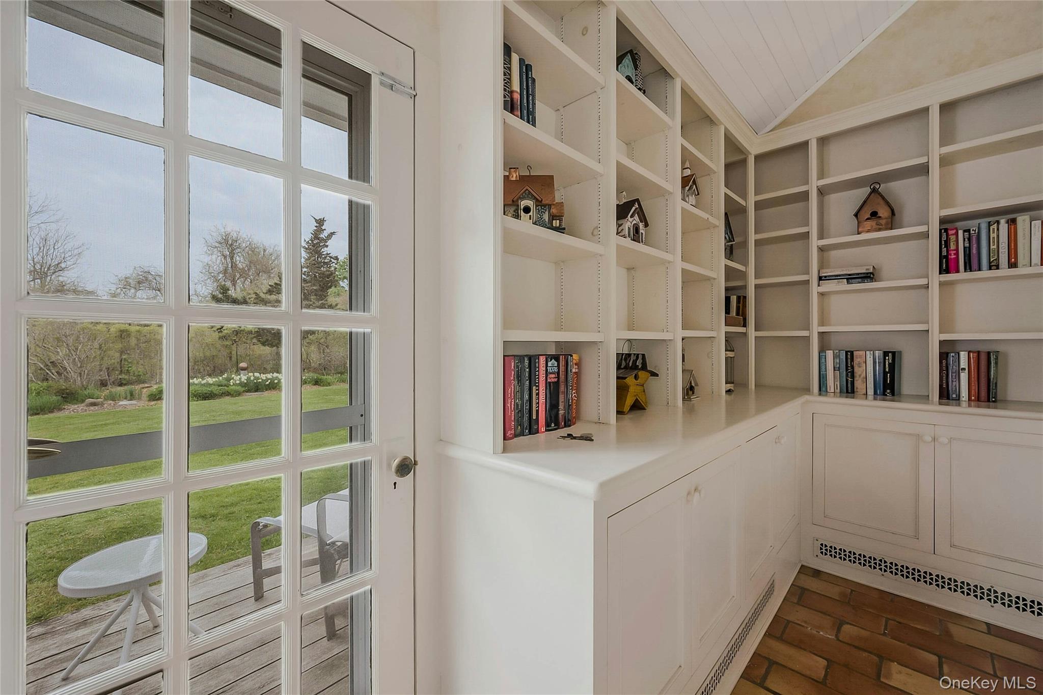 5a/5b Jessup Lane Property Photo 11