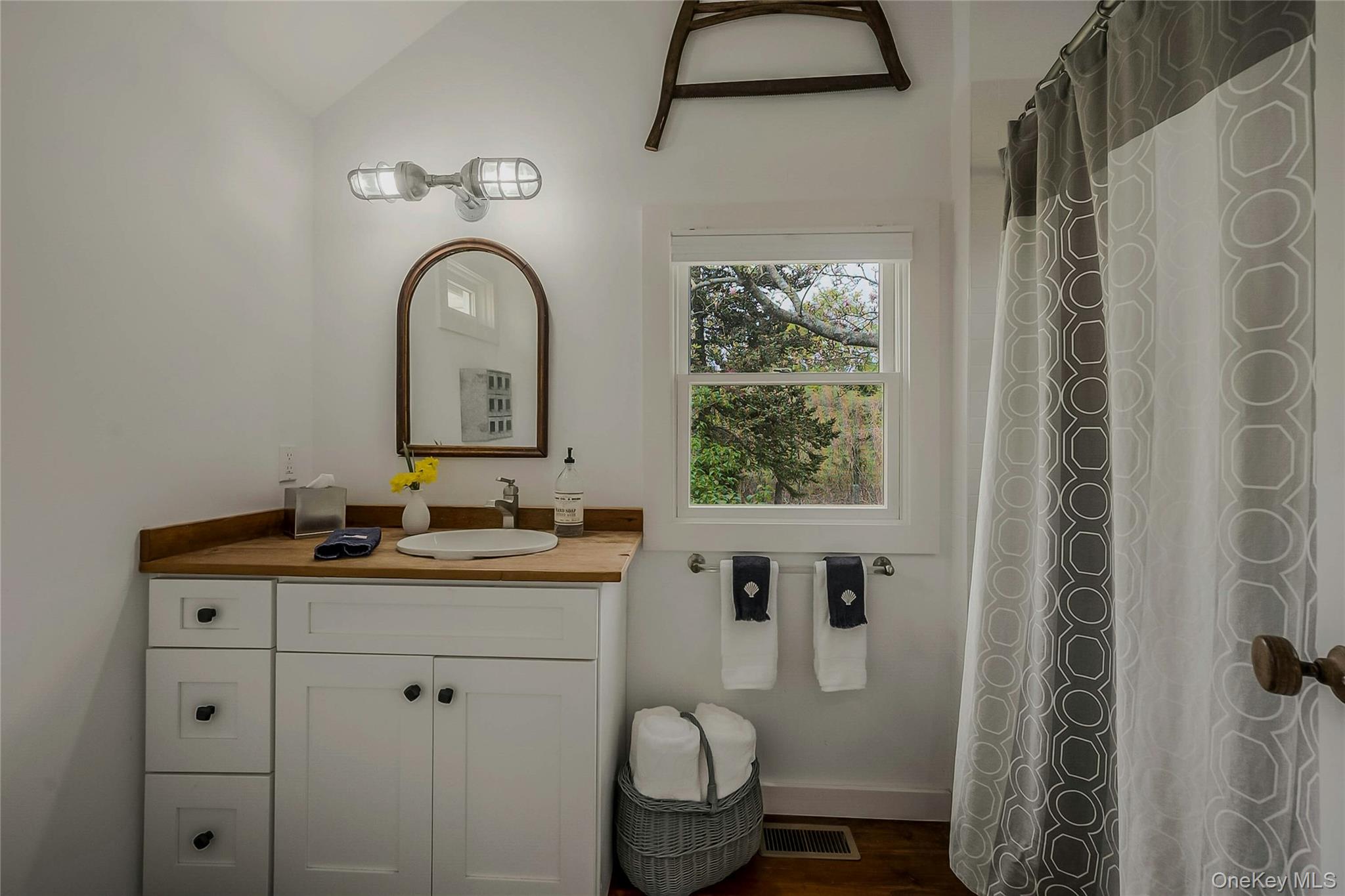 5a/5b Jessup Lane Property Photo 31
