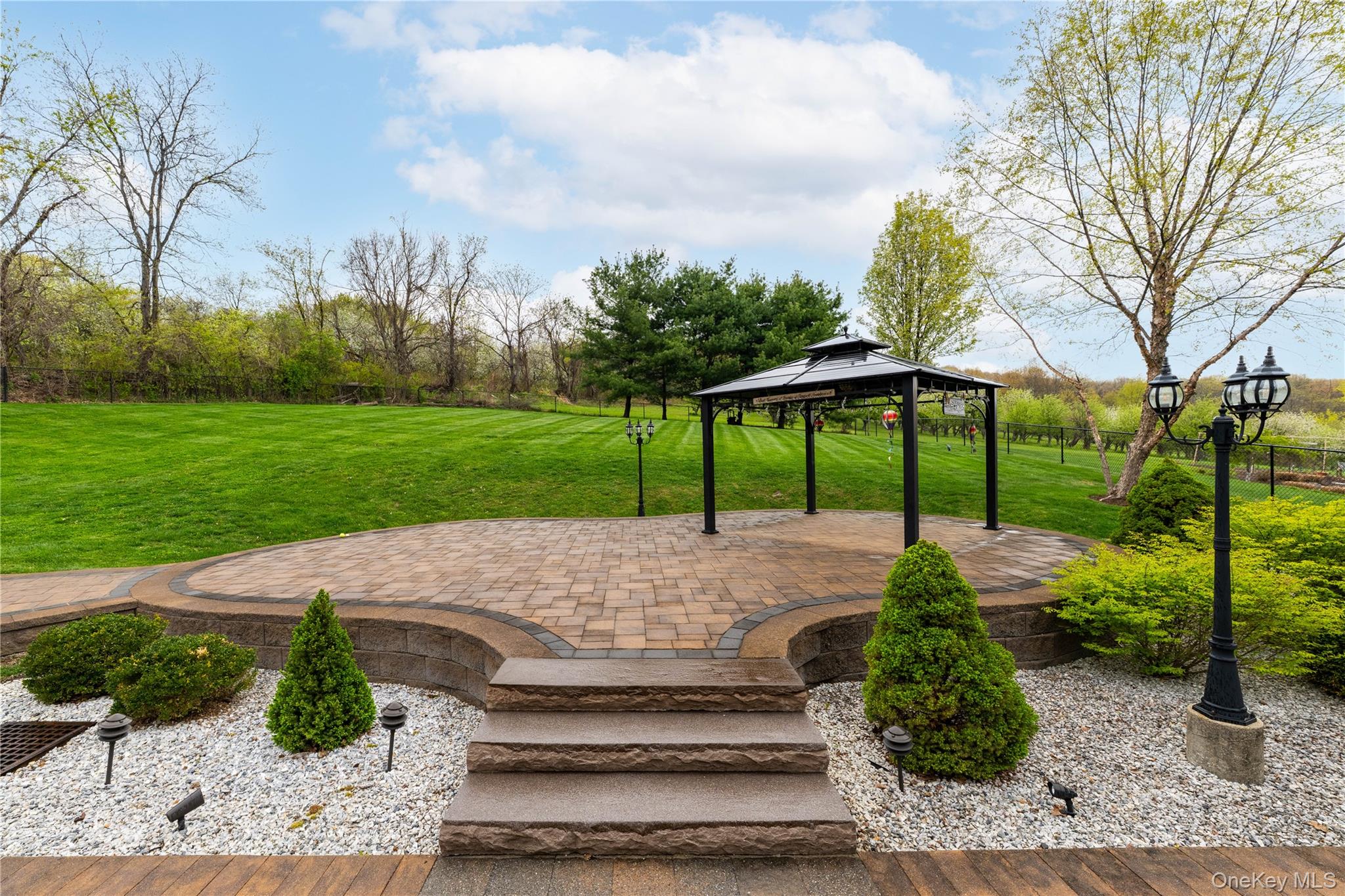 60 Idlewild Road Property Photo 6