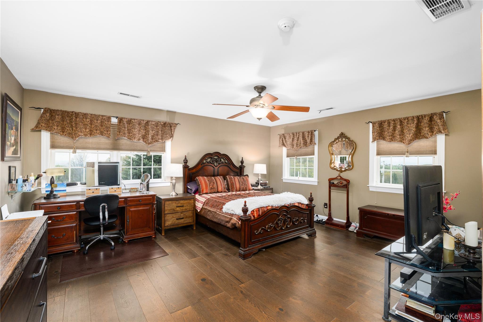 60 Idlewild Road Property Photo 18