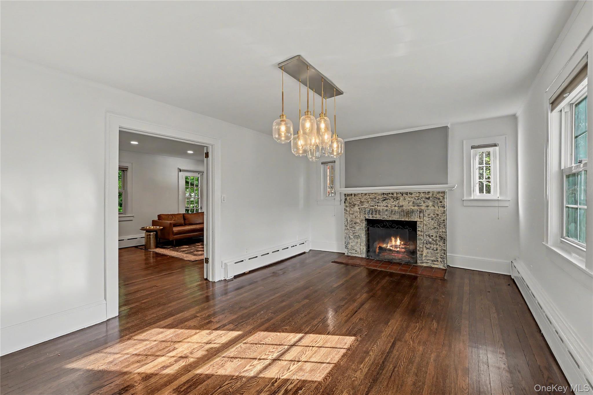 25 Vanderburgh Avenue Property Photo 15