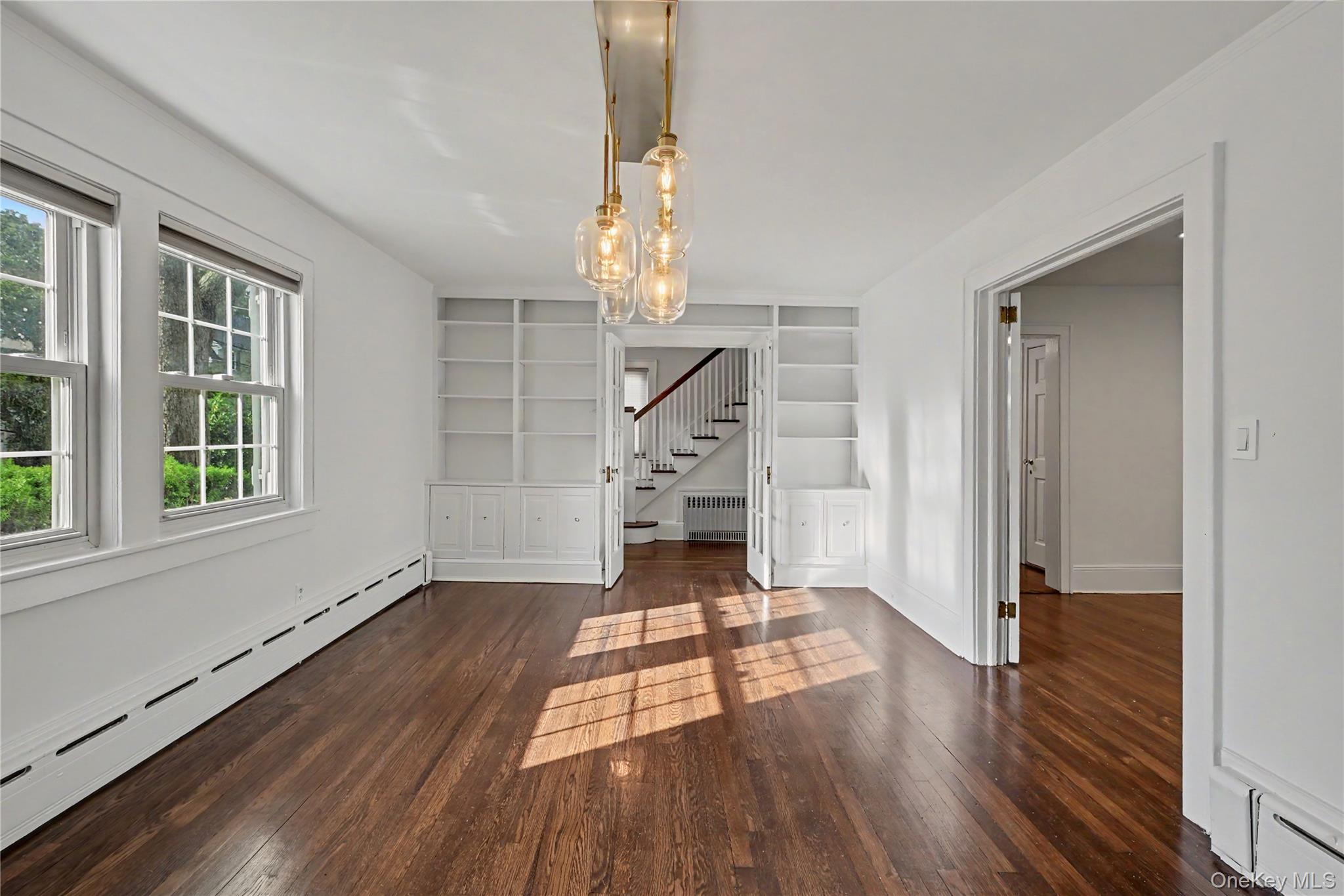 25 Vanderburgh Avenue Property Photo 18