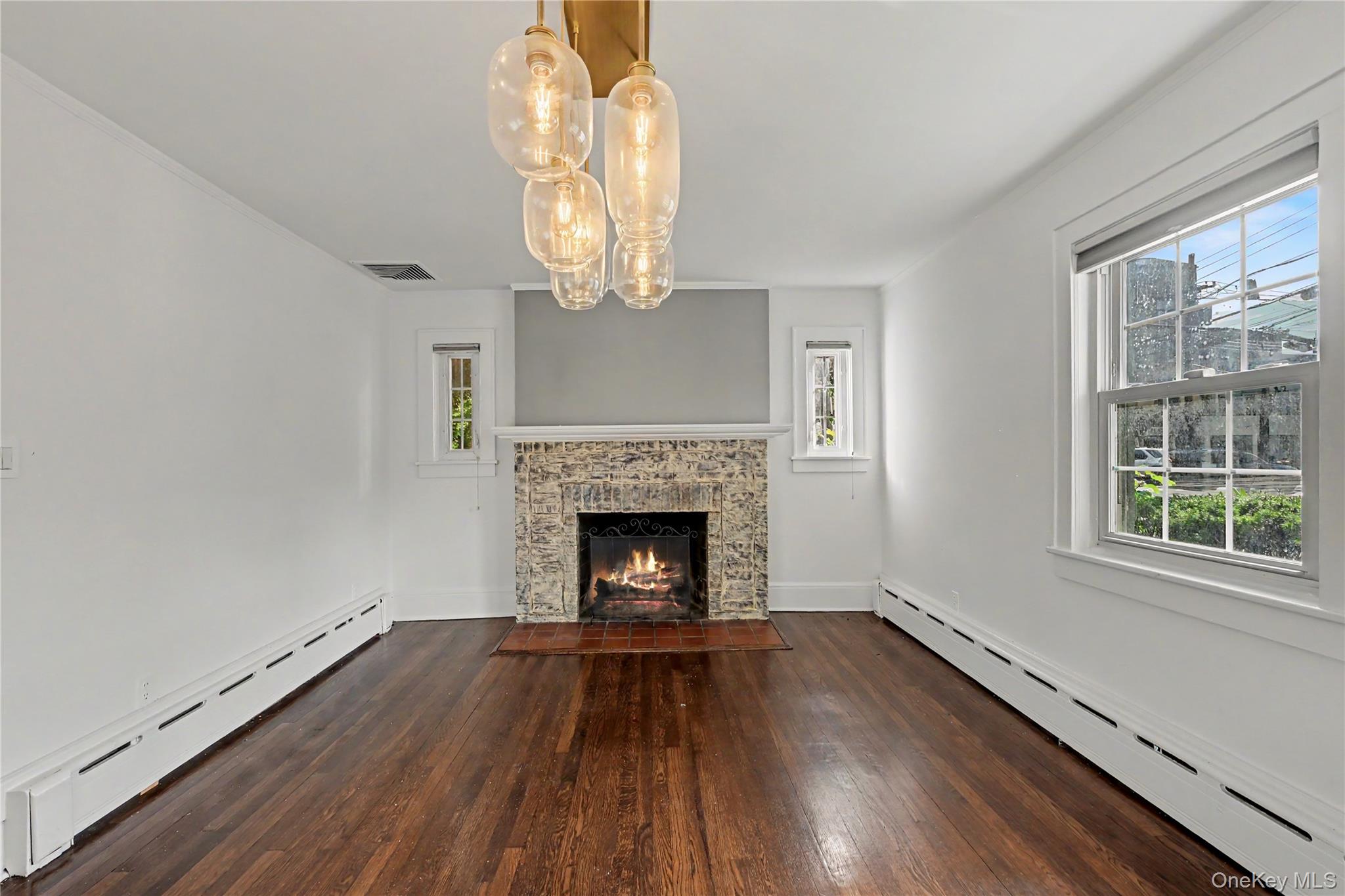 25 Vanderburgh Avenue Property Photo 19
