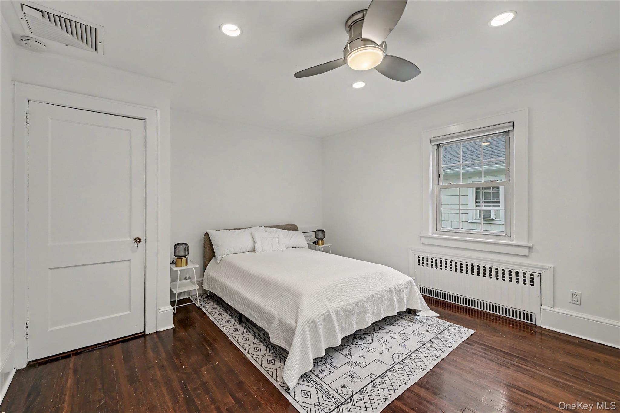 25 Vanderburgh Avenue Property Photo 21