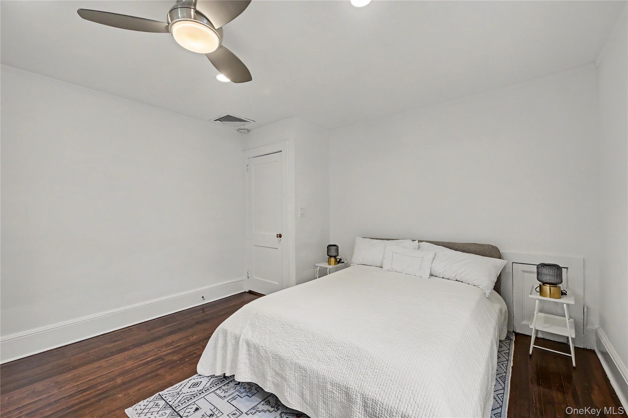 25 Vanderburgh Avenue Property Photo 23