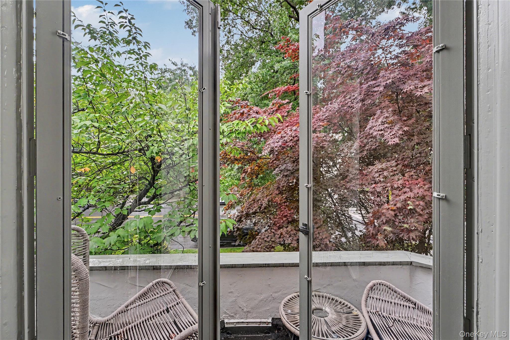 25 Vanderburgh Avenue Property Photo 27