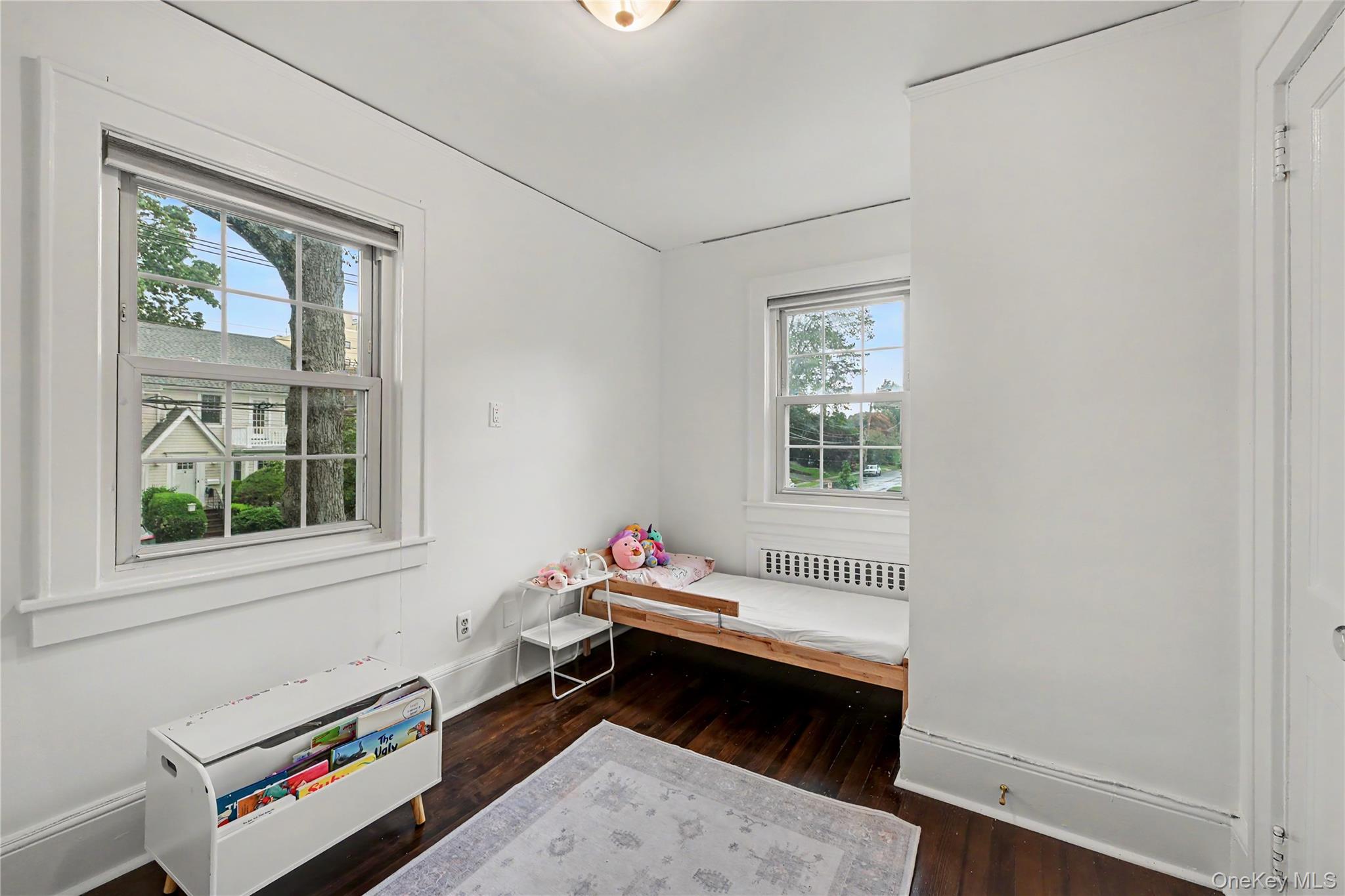 25 Vanderburgh Avenue Property Photo 32