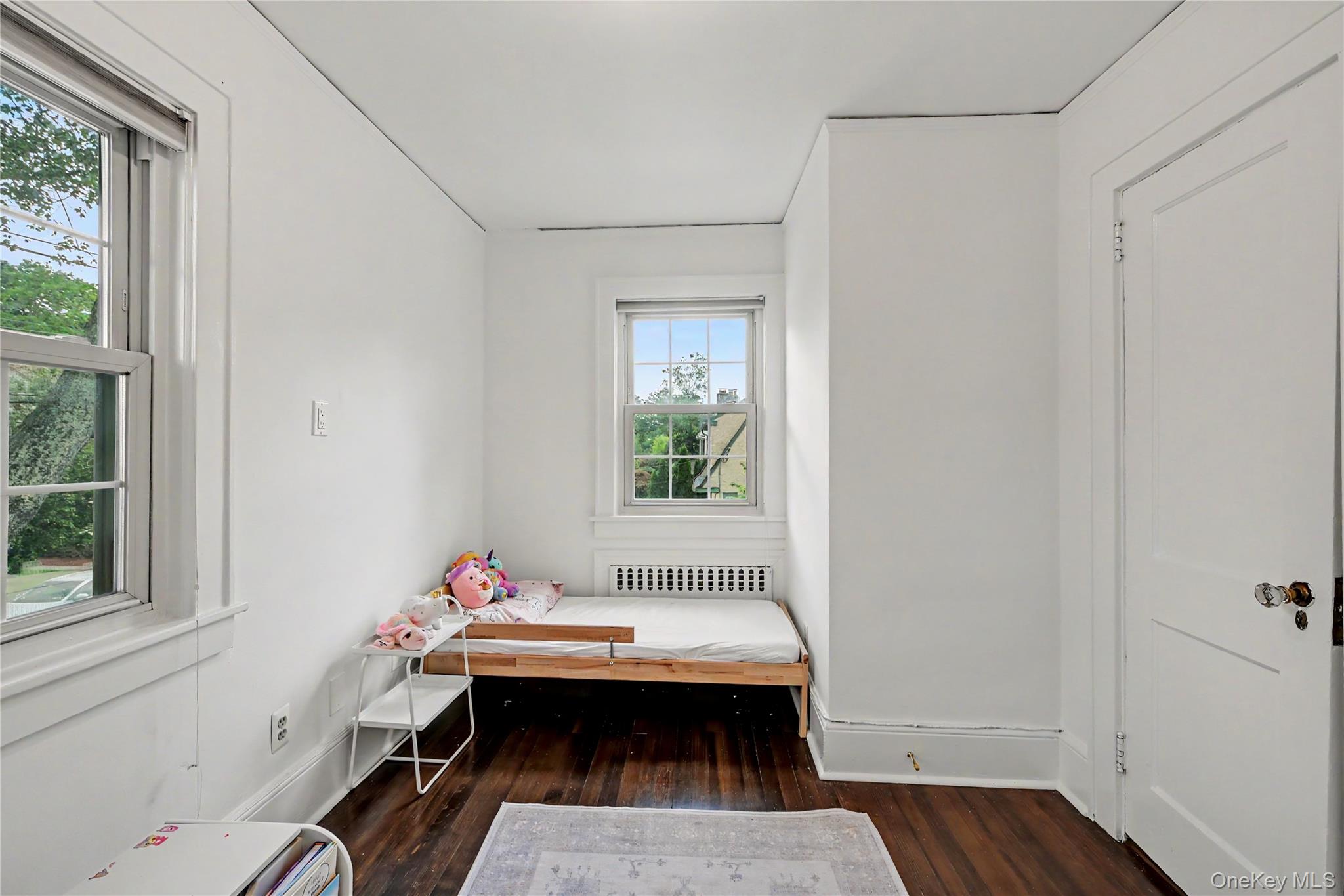 25 Vanderburgh Avenue Property Photo 35