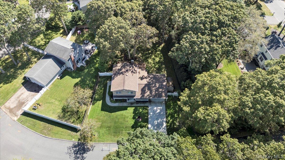 4 Superior Street Property Photo 39