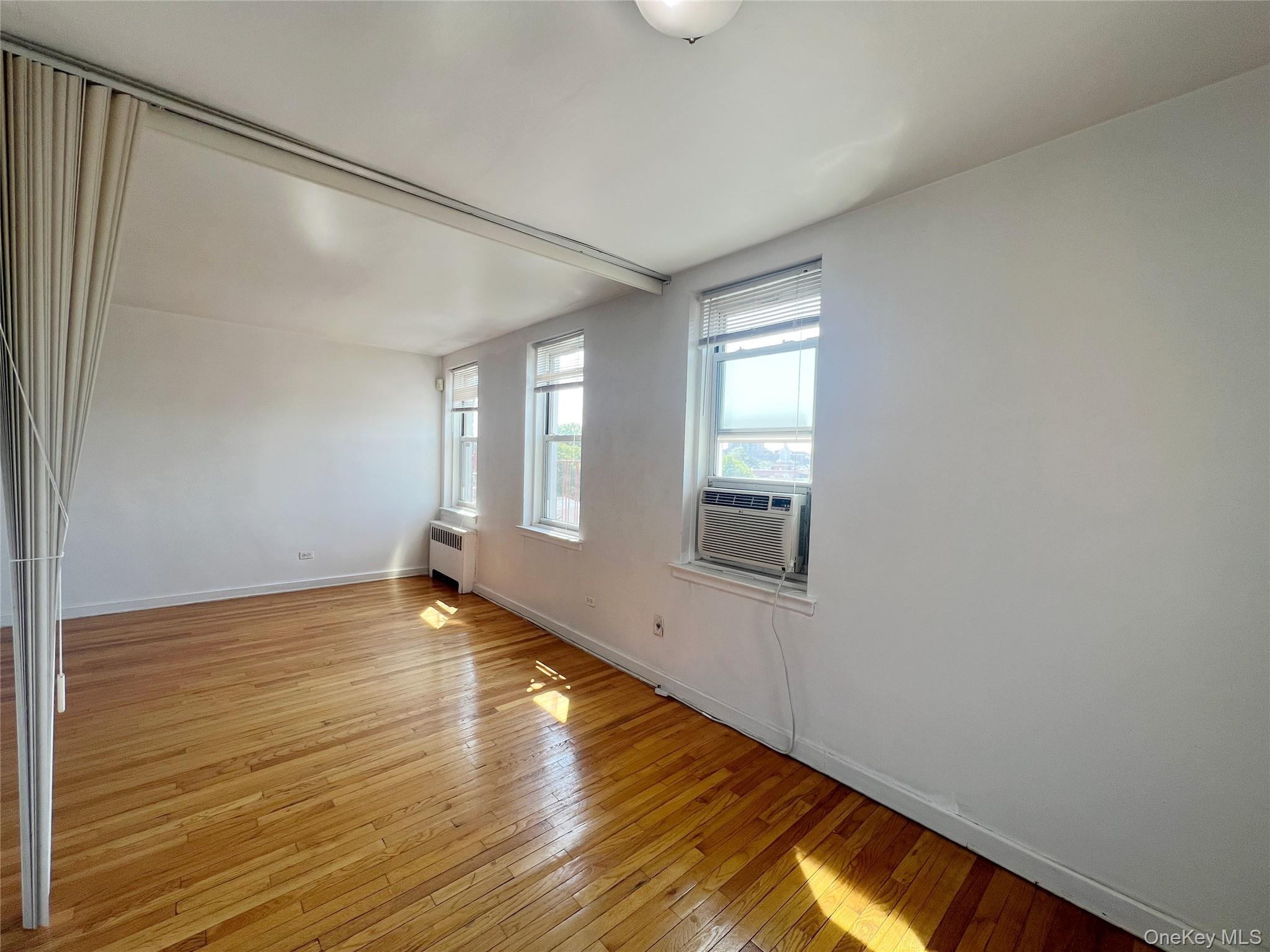 3011 Parsons Boulevard 7n Property Photo 9