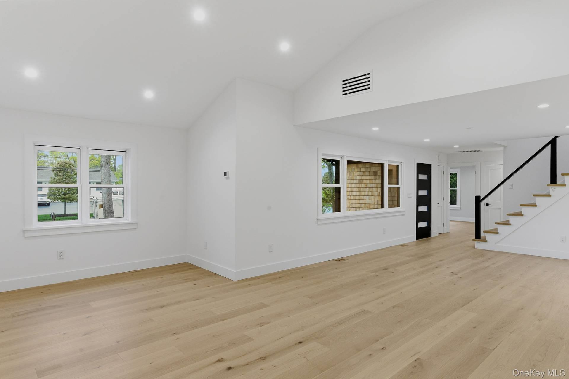 7 Mortimer Street Property Photo 13