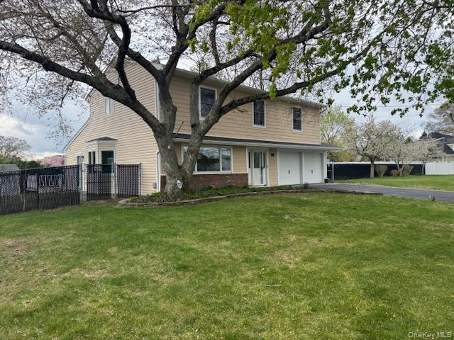 24 Moriches Road Property Photo 2