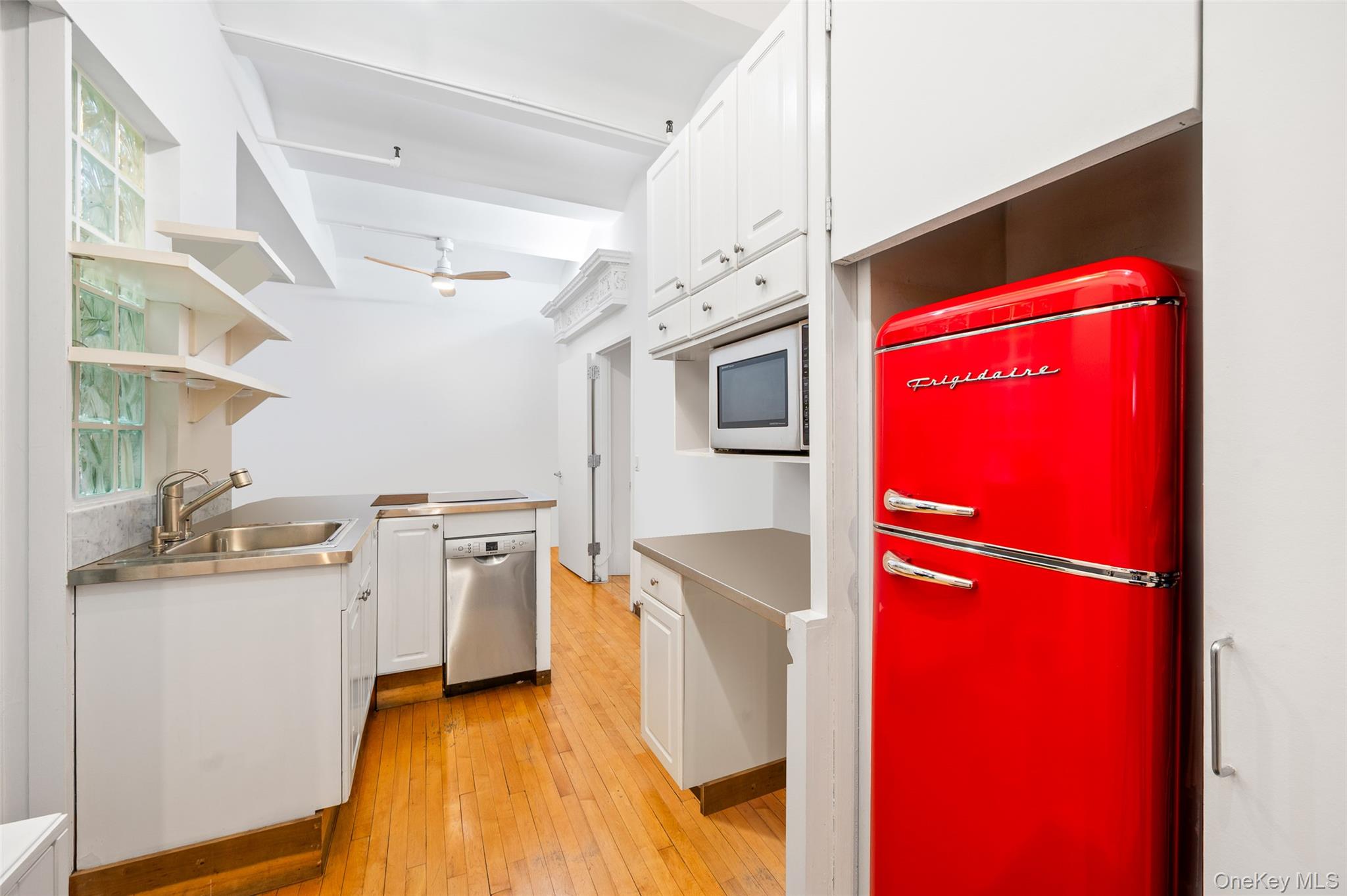 439 Lafayette Street 3 Property Photo 15