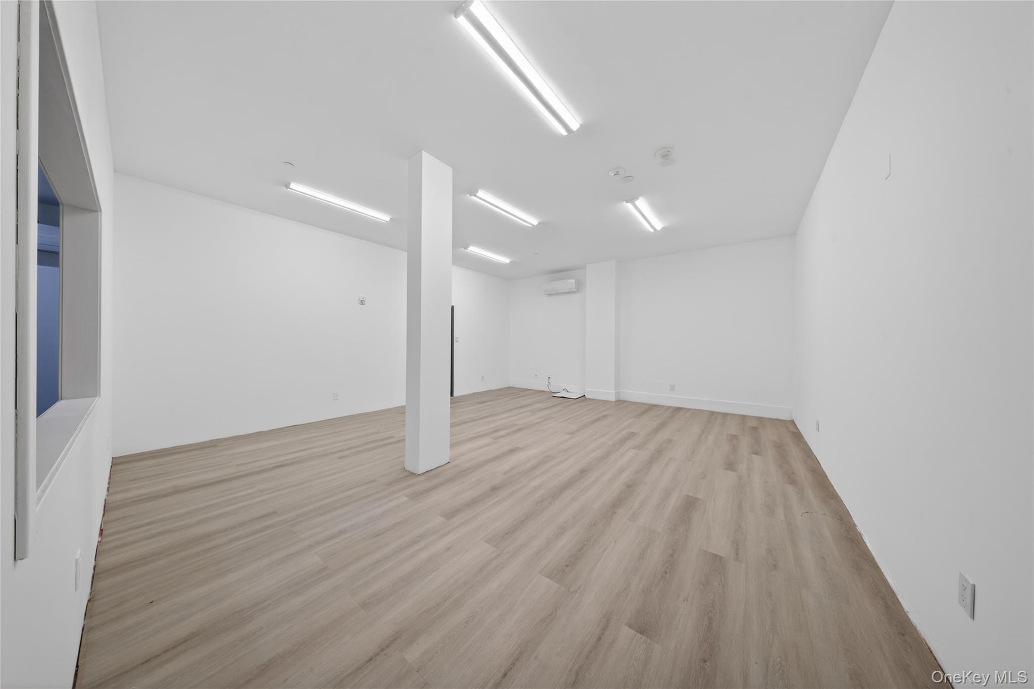142-18 32 Avenue Property Photo 11