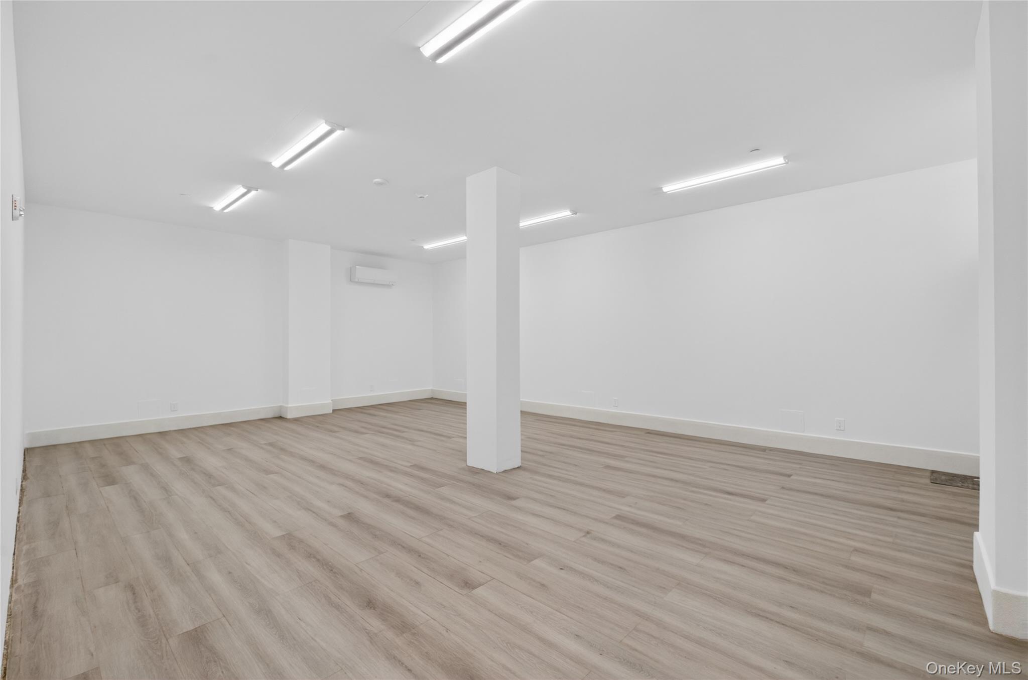 142-18 32 Avenue Property Photo 12