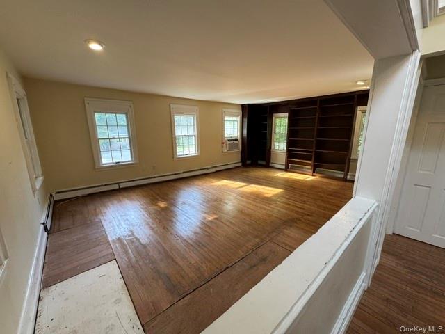74 S Airmont Road Property Photo 6