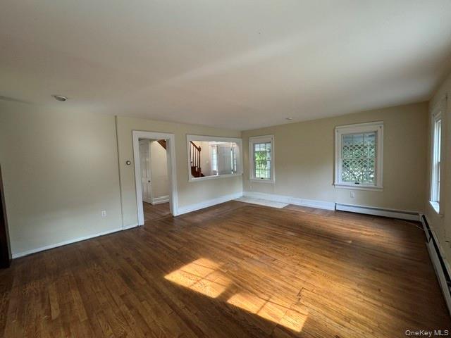 74 S Airmont Road Property Photo 8