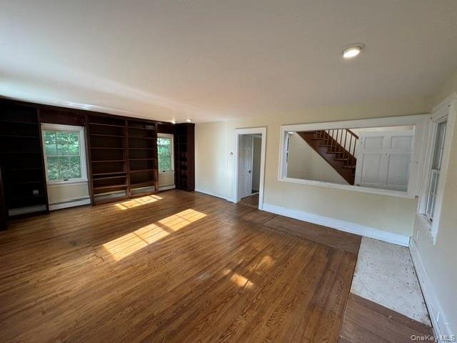 74 S Airmont Road Property Photo 9