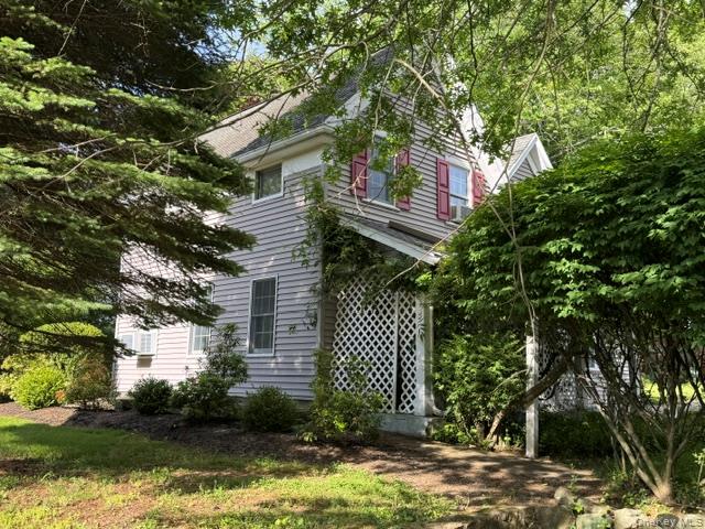 74 S Airmont Road Property Photo 33