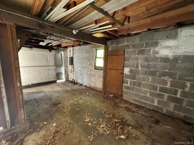 74 S Airmont Road Property Photo 39