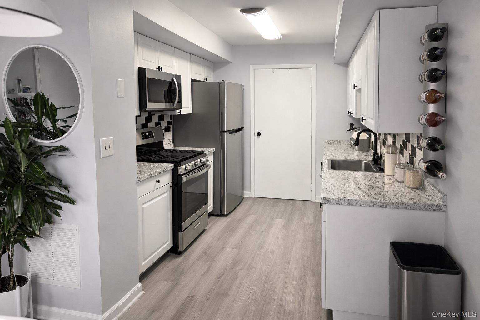 236 Steuben Street Unit A Property Photo 6