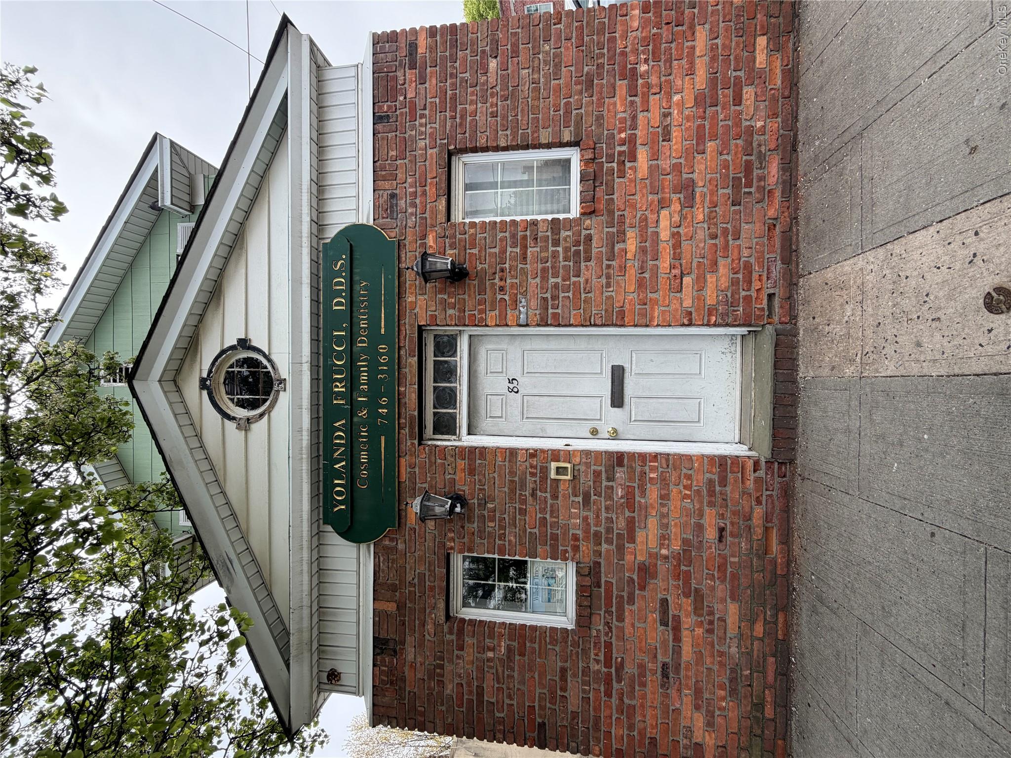 85 Hillside Avenue Property Photo 4